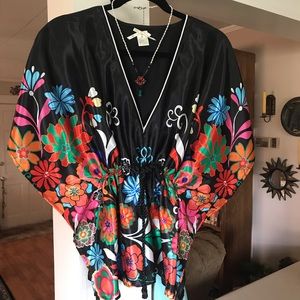 Colorful kimono style top size medium